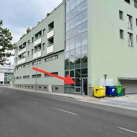 Moderny Apartman S Terasou * Bratislava
