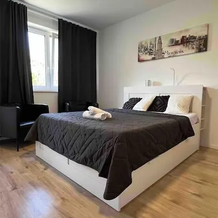 Moderny Apartman S Terasou *
